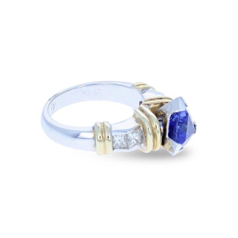 Two-Tone Tanzanite & Diamond Ring 18KT