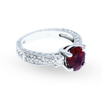 Classic Oval Ruby Diamond Ring 18KT