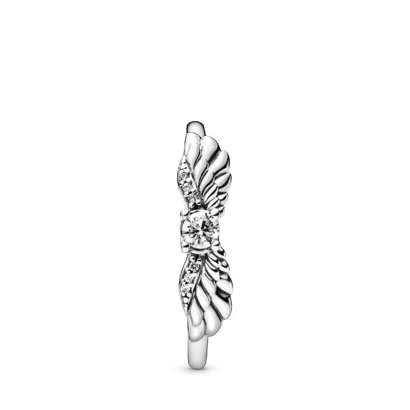 Sparkling Angel Wings Ring